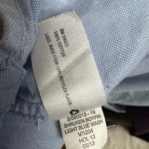 GAP Shrunken Boyfriend Button-Down Shirt in Light Blue Wash, Size: M - Picture 7 of 7